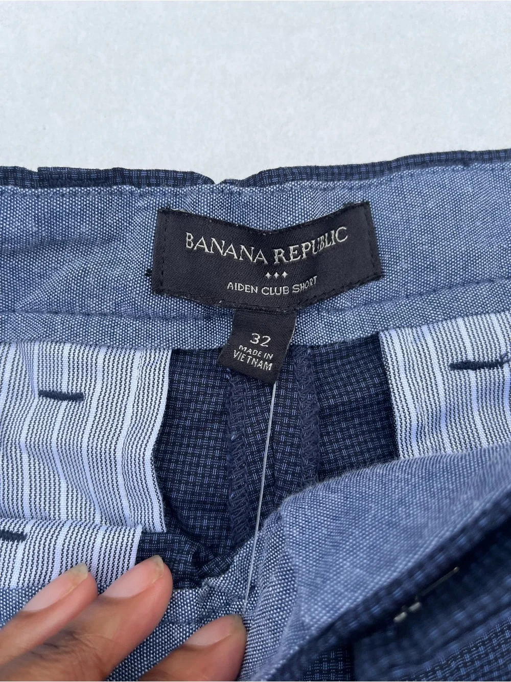 Lot of 2 Banana Republic Shorts Size 32 Slim Flat Front Chino Navy Teal Plaid
